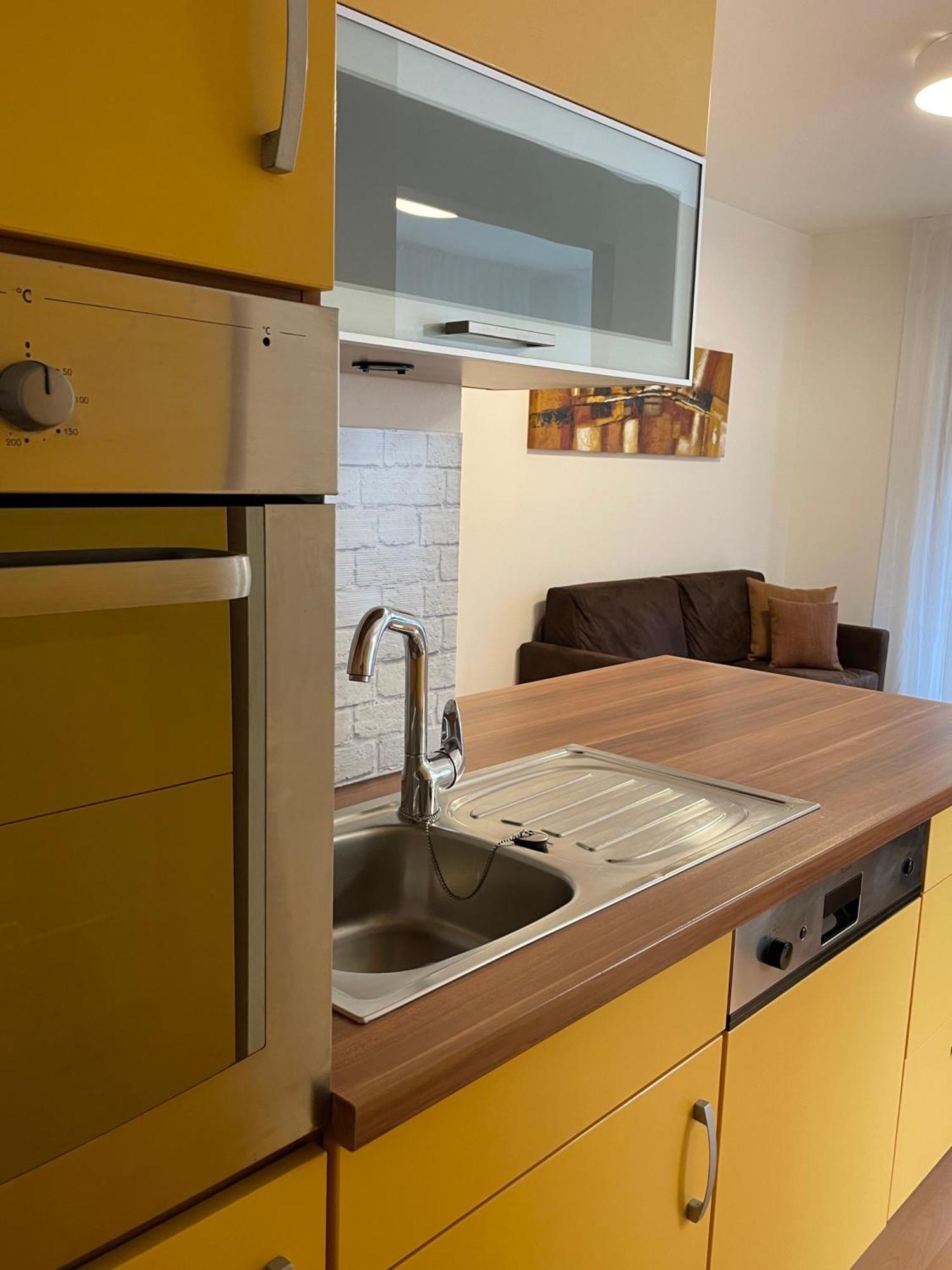 Ehrenburg Apartment Meran